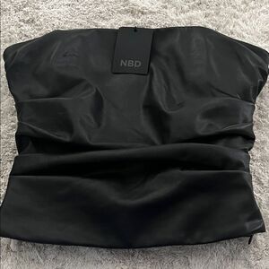 NBD Elegant Black Strapless faux leather tube top with side zipper XS.  NWT.